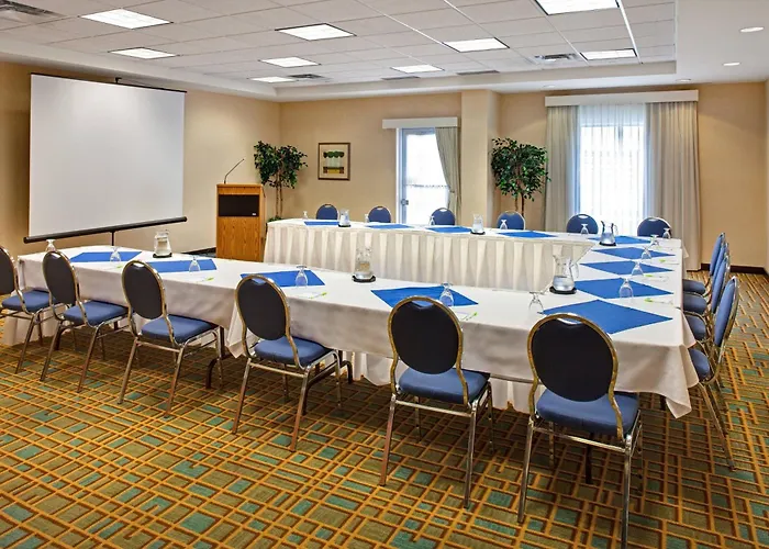 Fairfield Inn & Suites By Marriott Toronto Brampton