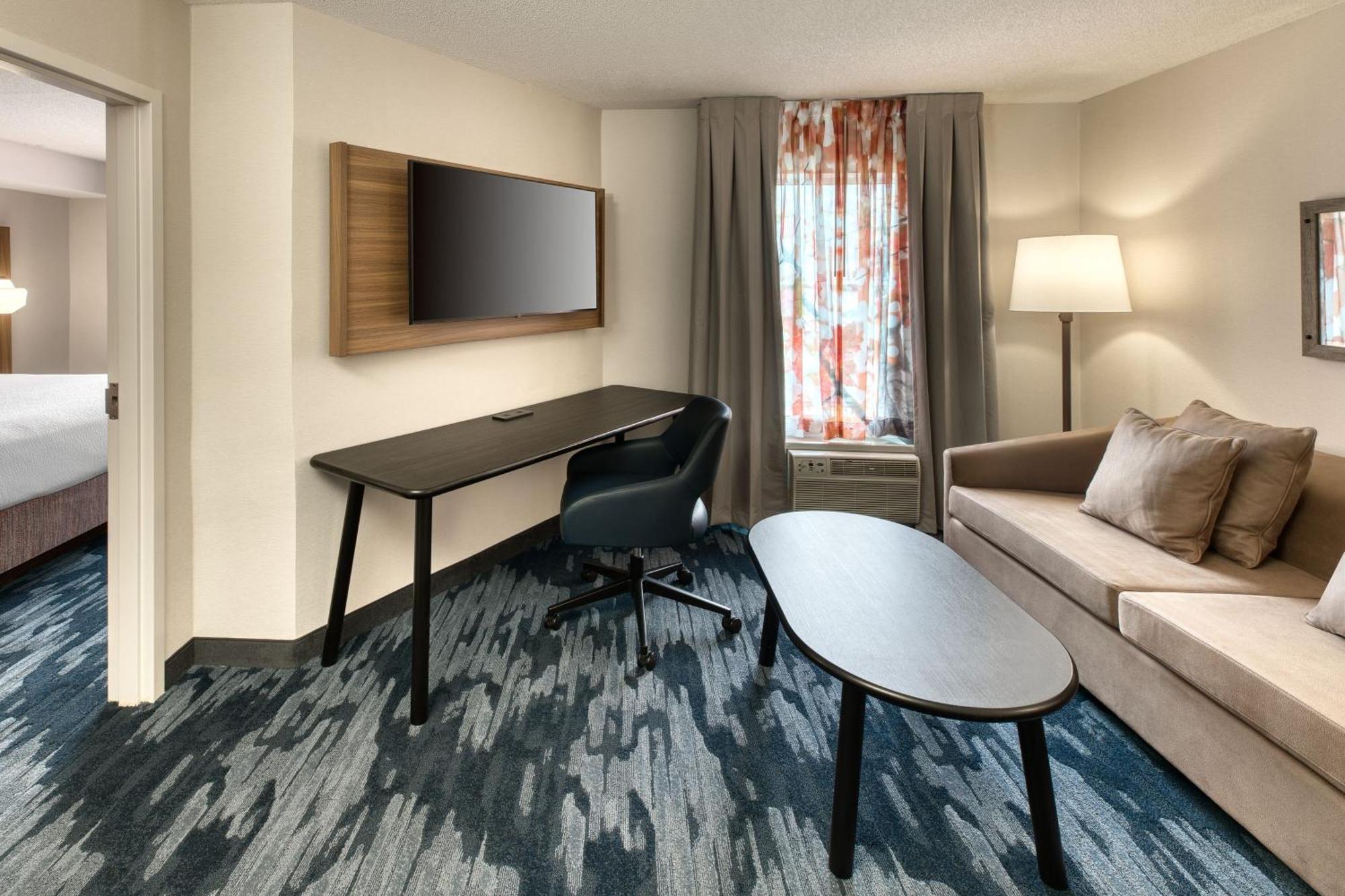 Fairfield & By Marriott Toronto 3* Brampton