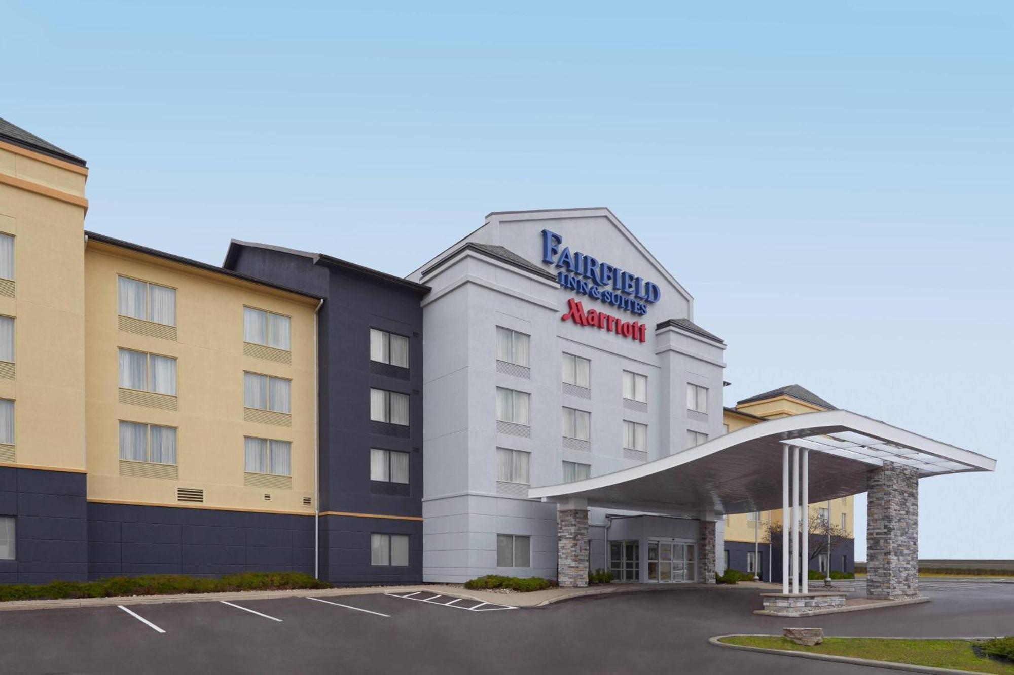 Hotel Fairfield & By Marriott Toronto