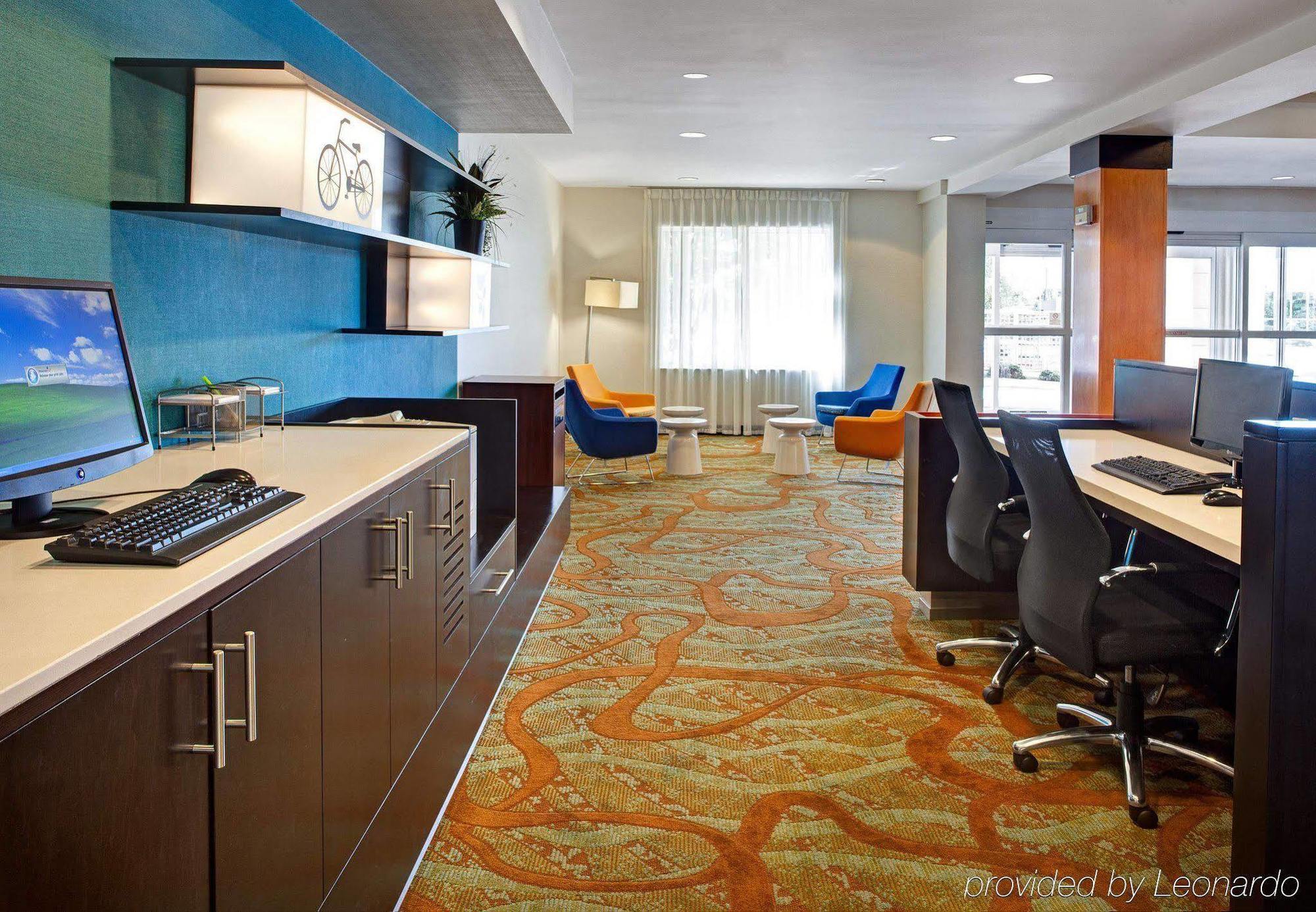 Fairfield & By Marriott Toronto Hotel 3*
