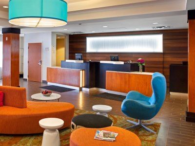 Hotel Fairfield & By Marriott Toronto Brampton