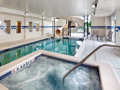 Fairfield & By Marriott Toronto Hotel Brampton